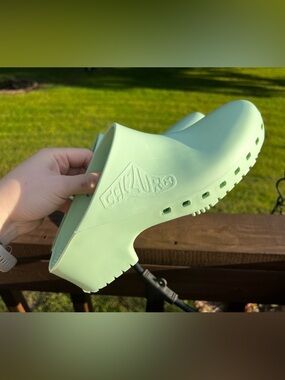 Calzuro Pistachio Green Slip-On Clog